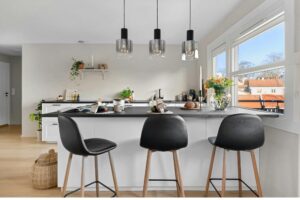 כסאות בר סקנדינבי