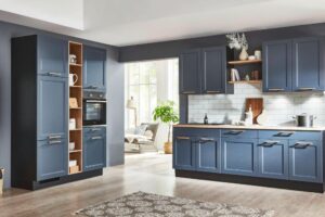 מטבח מודרני בגוון כחול