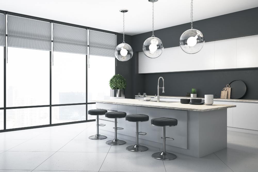 כסאות בר במטבח מודרני